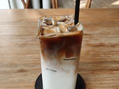 椰汁奶咖-A30 BISTRO