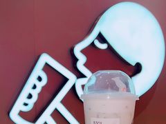 -喜茶(北京华贸购物中心店)