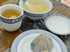 -笑来喜馄饨小笼工坊店(湖滨街店)