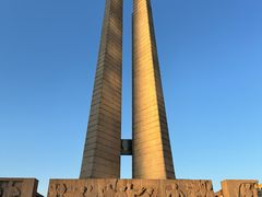 -唐山抗震纪念碑广场