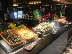 -钱小奴海鲜自助黑金店(杭州滨江龙湖店)