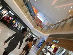 -香港ELEMENTS圆方