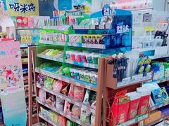 -全家便利店(东直门店)