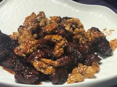 琥珀核桃黑椒小牛肉-惠食佳·朱雀(东方商厦店)