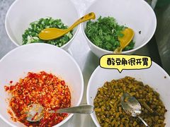 -湖南牛肉特色粉面(华屏路店)