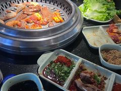-梨花自助烤肉(乐宾店)