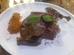 -万重锦·人文川菜馆(骡马市店)