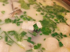 -姜君·千岛湖鱼头馆(浦东大道店)