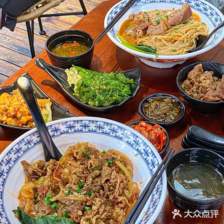 因为这家店,从此爱上了工作日……