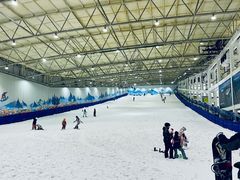 -乔波室内滑雪场