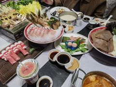 -红鼎豆捞·非遗鲍皇汤火锅(宝丰路店)