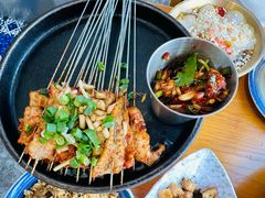 -包整·丝娃娃(一览甲秀楼风景店)