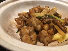 姜葱焗牛蛙煲-中国坊中餐厅(石家庄希尔顿酒店)