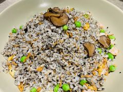 黑松露酱炒饭-半山腰·云南菜(侨福芳草地店)