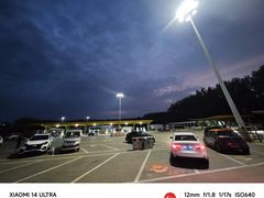 -窦店服务区-停车场