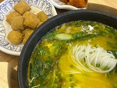 -桥香园云南过桥米线(红龙井店)