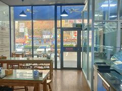 -陇上全荟兰州传统牛肉面(延吉路店)