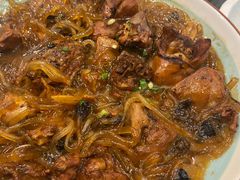 东北小鸡炖蘑菇-东北农家小院(定西路店)