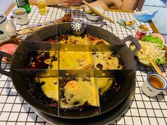 -董眼镜火锅(洪崖洞总店)