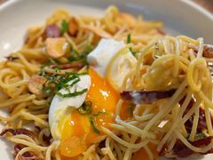 -ROAST coffee & eatery