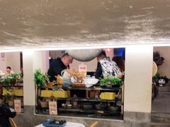 -霄汉牛三鲜湖北砂锅菜(万松园2店)