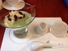 -燕庭·纯燕窝·甜品下午茶(南京西路店)
