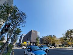 -长富金茂大厦