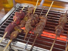 -哈尔滨小酒馆·鲜肉现穿自助烧烤(康新花园店)