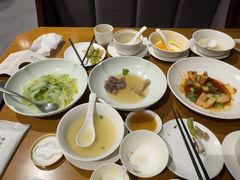 -乐忻皇朝(上海中心大厦店)