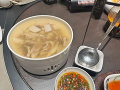 砂煲芋儿牛腩汤-墨泉峰味(润和国际广场店)