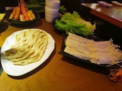 -尚品小土屋涮毛肚(李沧万达店)