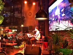 -胡桃里乐队酒馆(鎏嘉码头店)