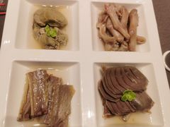 -香山湖家家宴(中山陵店)