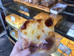 岩烧奶酪-麦斯晨菲老香港蛋糕(东街店)