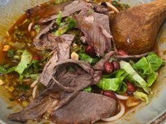 -百春原湖南牛肉粉(百联世纪店)