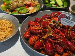 -巴厘龙虾·榜首油焖大虾(音乐学院·沿江酒馆店)