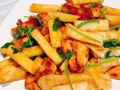 酸姜沙葛炒鸡球-花城苑广府菜(侨鑫店)