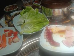 -金滏山烤肉·海鲜·火锅自助餐厅(襄阳万达店)