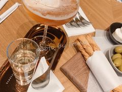 -星巴克臻选(上海合生汇1F店)