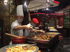 -四海一家自助餐(益田假日广场店)