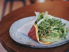 牛油果甜菜根煎饼-FUNK & KALE BY WAGAS(长宁尚嘉)