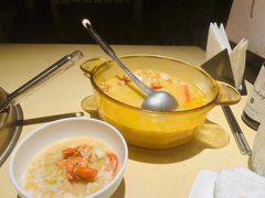 -余欢领鲜火锅(新街口店)