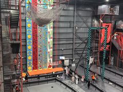 -极限PLAY运动娱乐新世界·团建派对潮玩休闲馆·室内蹦极高空游乐园