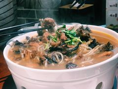 小鸡炖蘑菇-李老哈·东北菜(宋园路店)