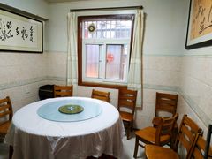 包厢-香满居张记小厨私房菜(青岛站店)