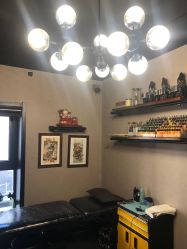 -鳌首刺青纹身 穿孔饰品店