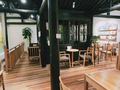 -猫的天空之城概念书店(杭州南宋御街店)