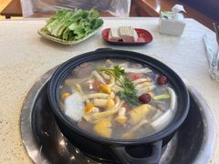 -九寨沟特色牦牛肉汤锅