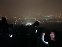 -鬼笑石后山停车场