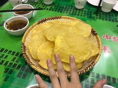 烫面油香-令氏家外家周秦食府(高新店)